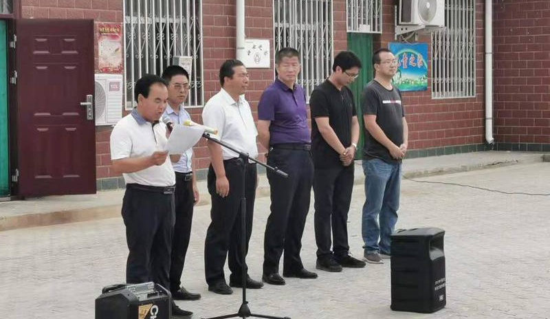 寧夏回族自治區(qū)吳忠市同心縣農(nóng)業(yè)局展會，愛麗潔農(nóng)村廁所改造產(chǎn)品備受歡迎！